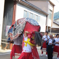 庄川町金屋の獅子舞